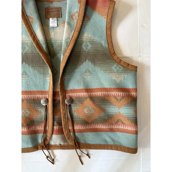 Pendleton Women's Multicolor Wool Vest - Picture 2 of 10